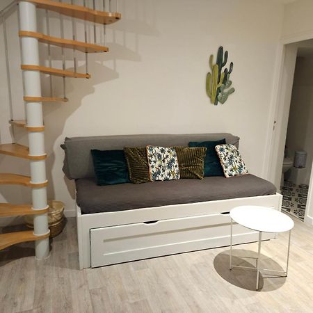 Maison De Village Meublee Avec Terrasse Donzère Zewnętrze zdjęcie
