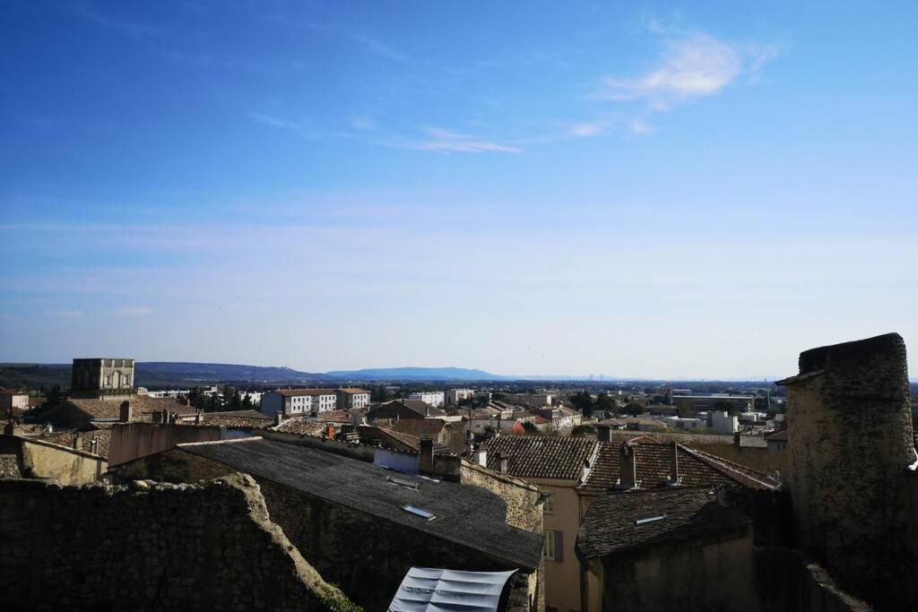 Maison De Village Meublee Avec Terrasse Donzère Zewnętrze zdjęcie
